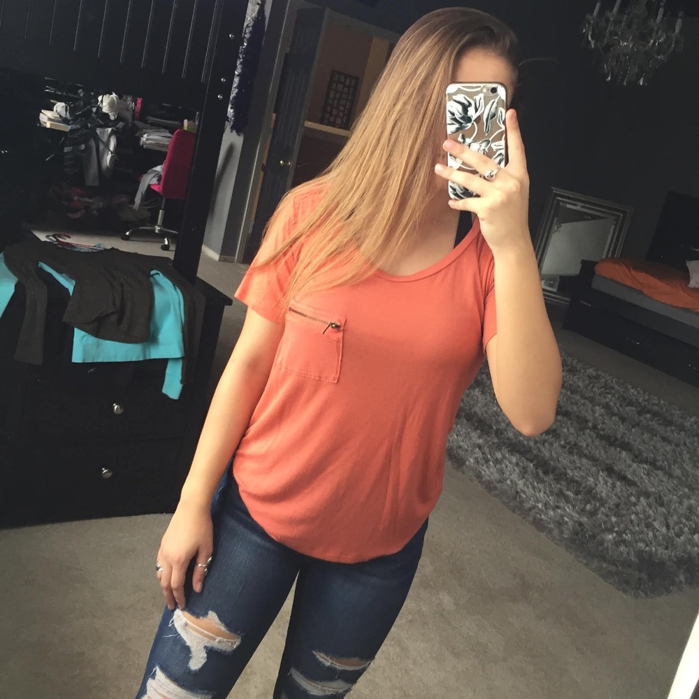 Love Culture Pocket T-shirt, Pink, Size small